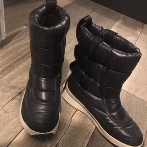 Sorel winter Boots black waterproof size 7